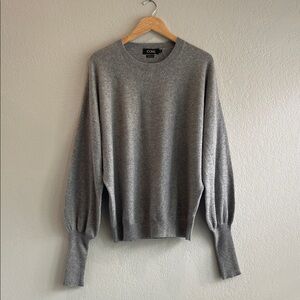Women’s Crewneck 100% Cashmere Sweater in Gray